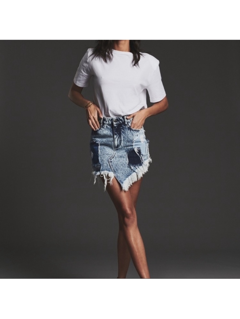 RetroFête Light Wash Denim Skirt with Logo Patch